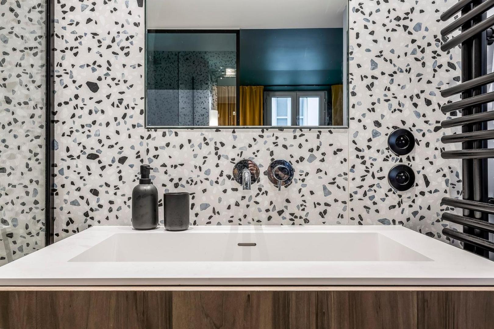 Jungle-Art - Duplex Tres Calme Et Cosy Apartment ลียง ภายนอก รูปภาพ